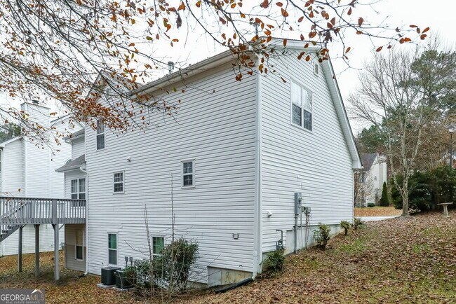 Building Photo - 655 Simon Ive Dr
