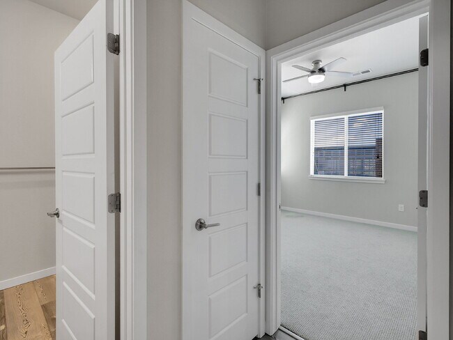 Building Photo - $2,195 - 2 Bed, 2 Bath Condo in Parker wit...