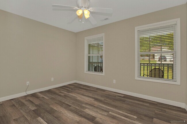 Building Photo - 1049 Warpers Ln