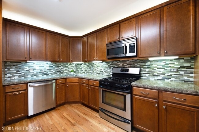 Building Photo - 300 Opatrny Dr