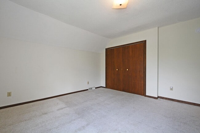 Building Photo - Beautiful 2-Bed 1-Bath Home Available Now in Monticello!