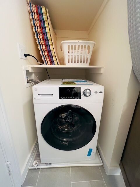 Building Photo - 875 36th Ave