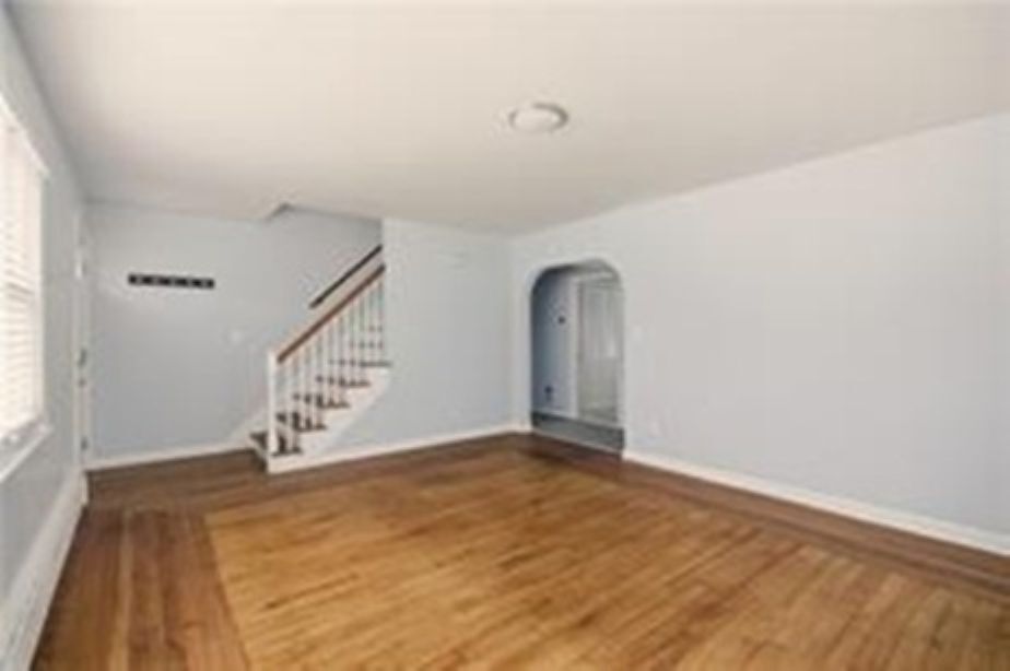 Building Photo - 92 Brackett Ave