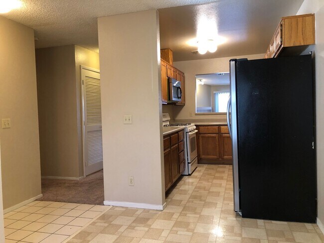 Building Photo - 304 Crosswind Way