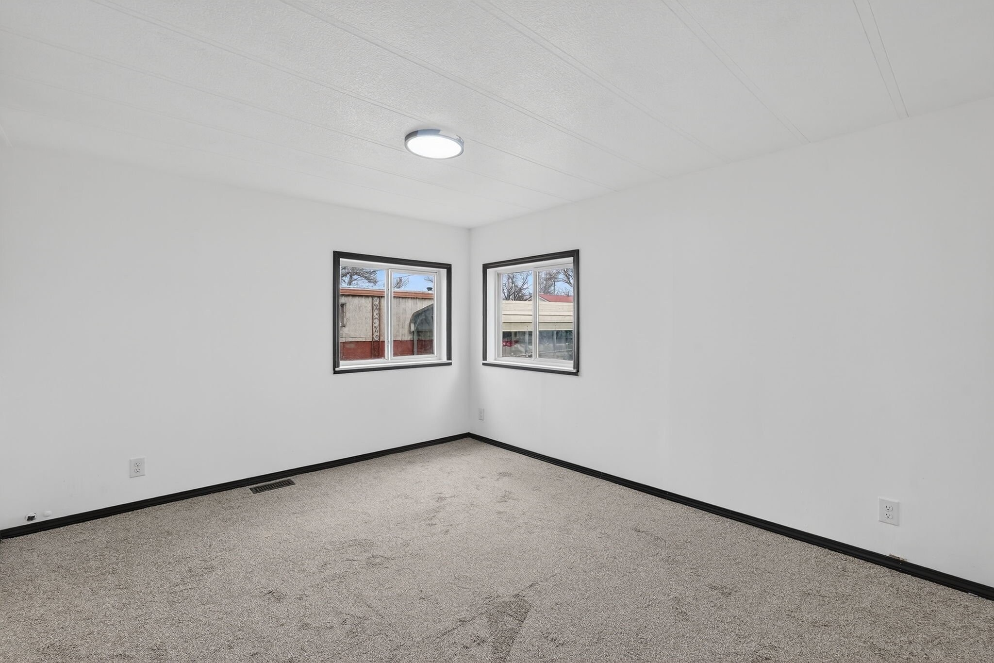 Building Photo - 228 McKinley St