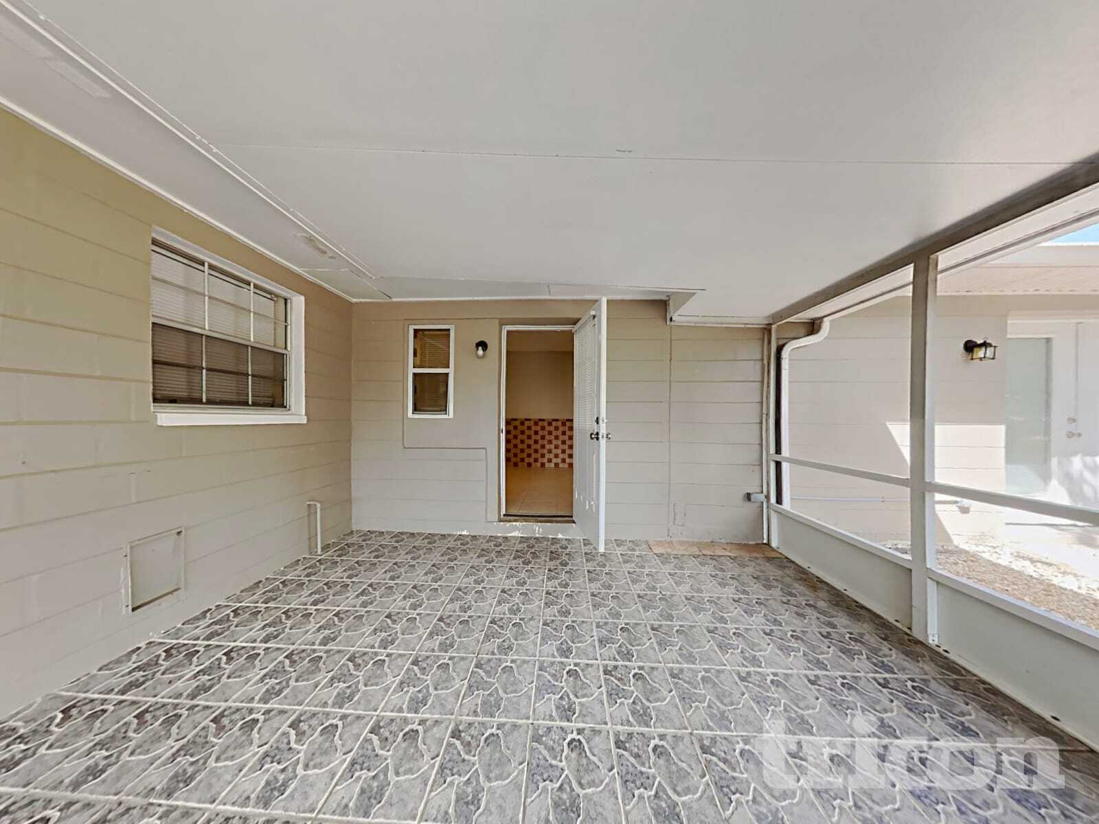 Building Photo - 3320 Garden Ave