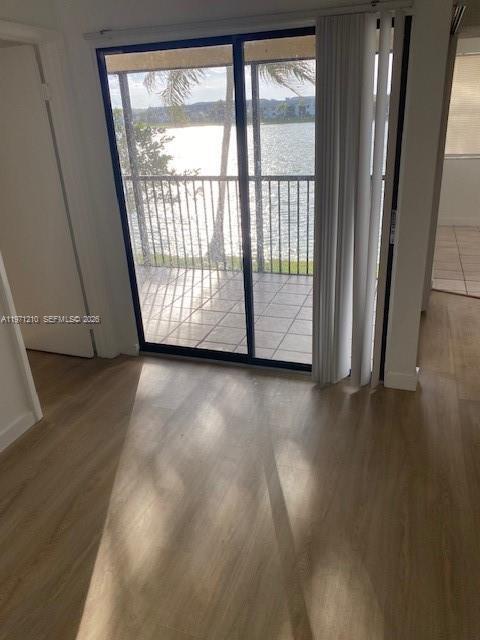 Building Photo - 1400 Jefferson Dr