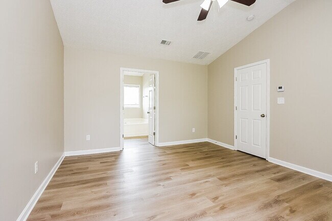 Building Photo - 107 Chamberlyn Ln