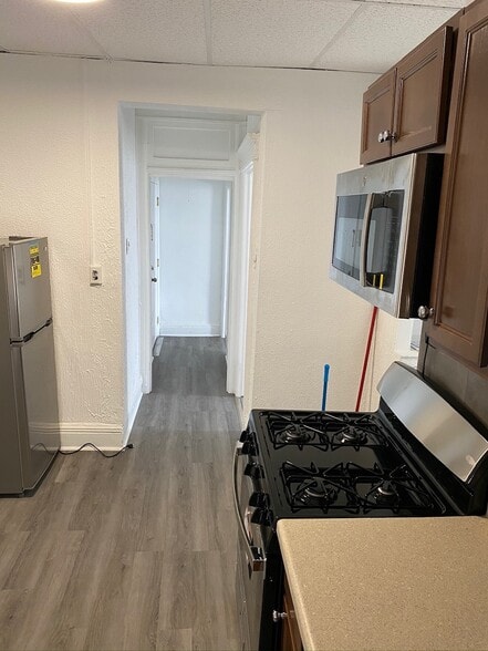 Entry Hall - 3244 John F Kennedy Blvd