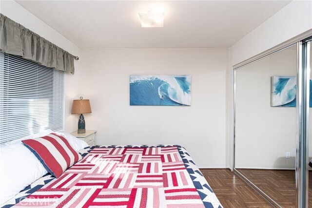 Building Photo - 112 31st St