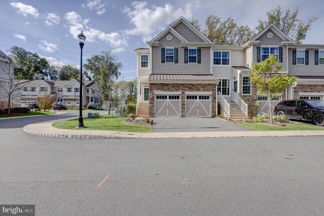 Building Photo - 101 Pearce Ln