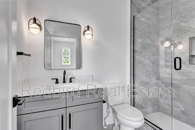 Building Photo - 2048 McKinley St