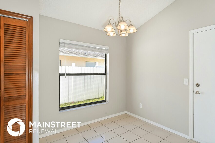 Building Photo - 267 Lakebreeze Cir