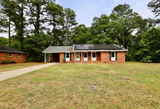 Building Photo - 807 N Guignard Dr