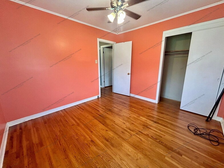 Building Photo - 4205 S 17th St