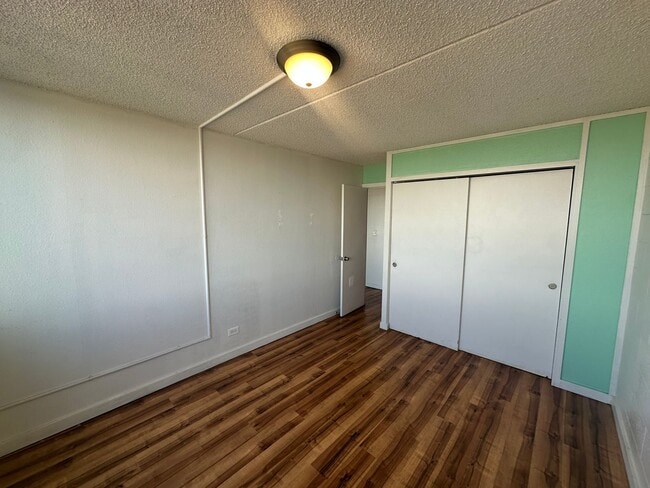 Building Photo - Oceanview condo