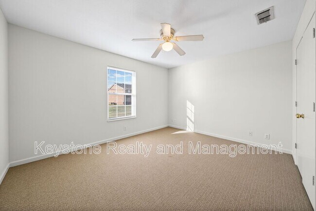 Building Photo - 3312 Royster Ln