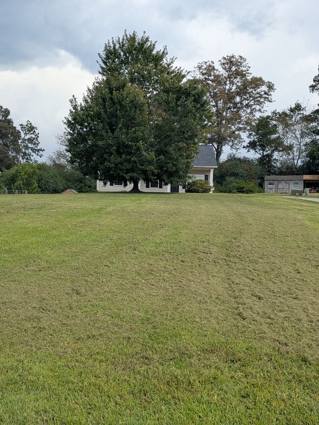 Building Photo - 48 Zachary Dr
