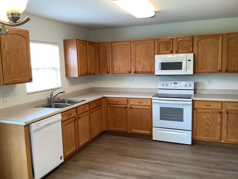 Building Photo - 8834 Kirkville Ln