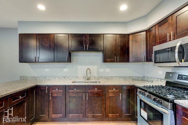 Building Photo - 8136 S Kedzie Ave