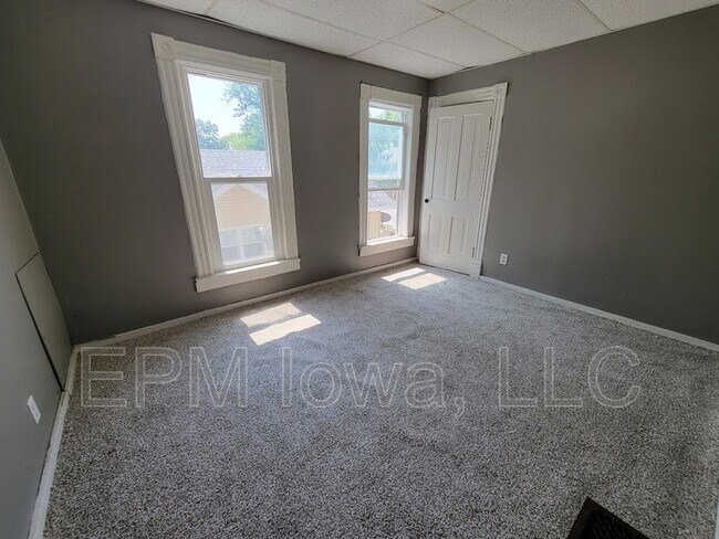 Building Photo - 1115 Mulberry St