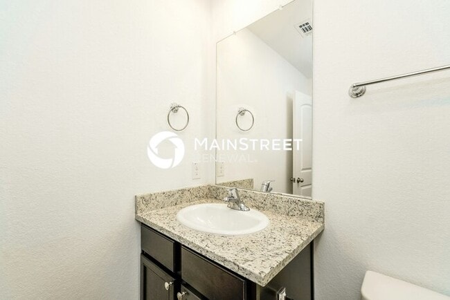 Building Photo - 3 Bedroom Pet-Friendly Home in New Braunfels, TX with Main Street Renewal