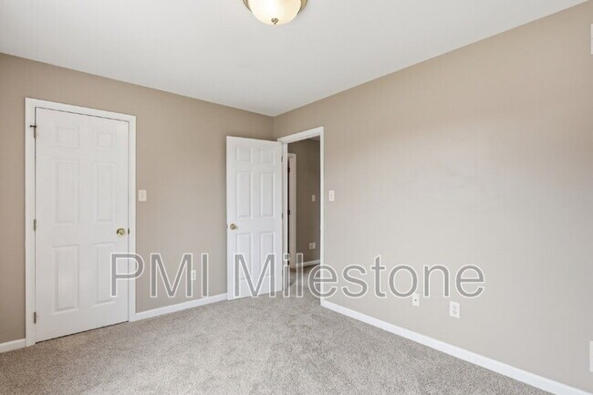 Building Photo - 233 Carmack Dr