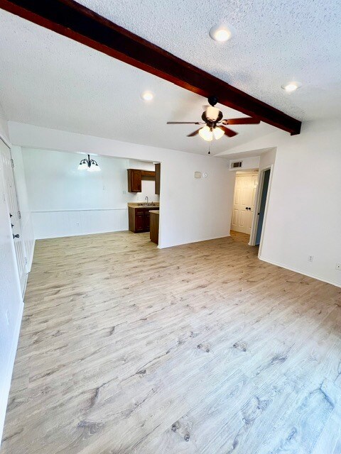 Building Photo - 475 Industrial Dr W