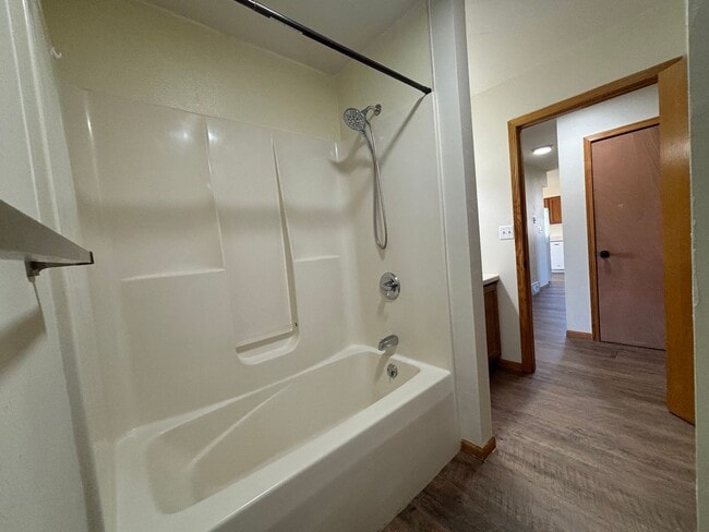 Building Photo - 416-418 Pecor St