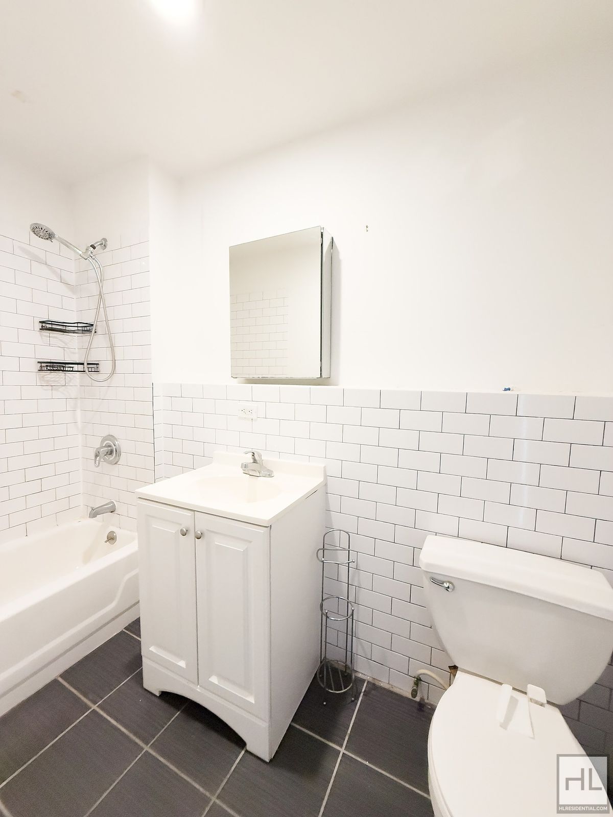 Building Photo - TROUTMAN STREET / Bushwick / Spacious 2-be...