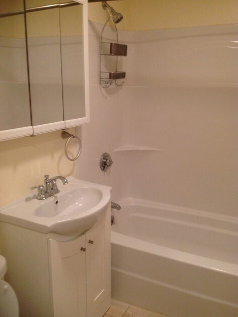 Building Photo - 2 Genetti Cir