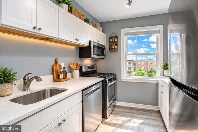 Building Photo - 9491 Fairfax Blvd