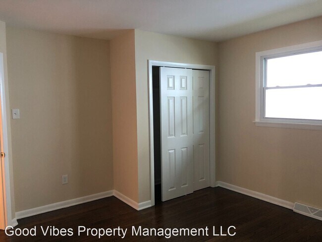 Building Photo - 2 br, 1 bath House - 166 Linden Ave