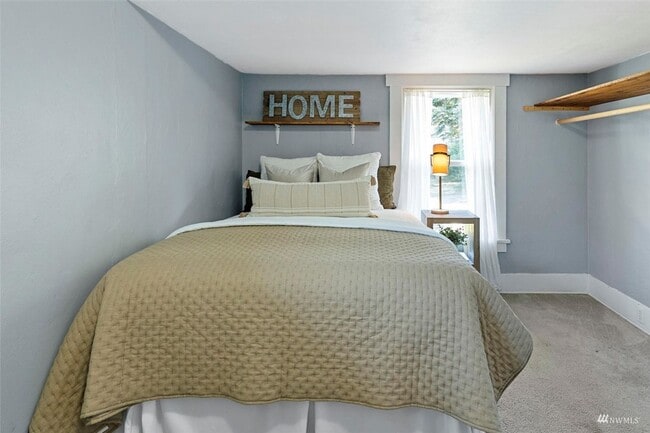 Building Photo - Perfect, cozy home in downtown Bremerton, ...
