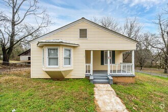 Building Photo - Affordable Comfort in Tuscaloosa – 2BR/1BA...
