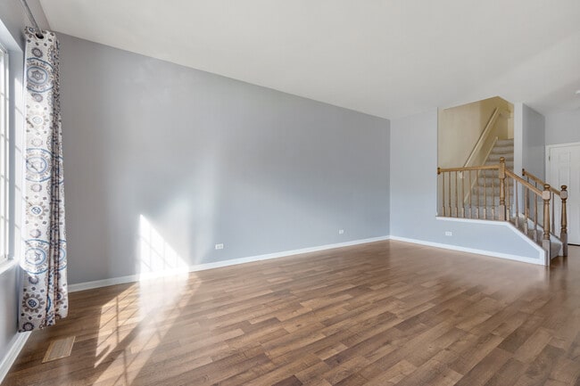 Building Photo - 169 Braxton Ln