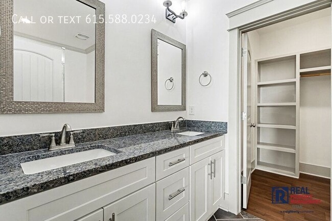 Building Photo - 124 8th Ave