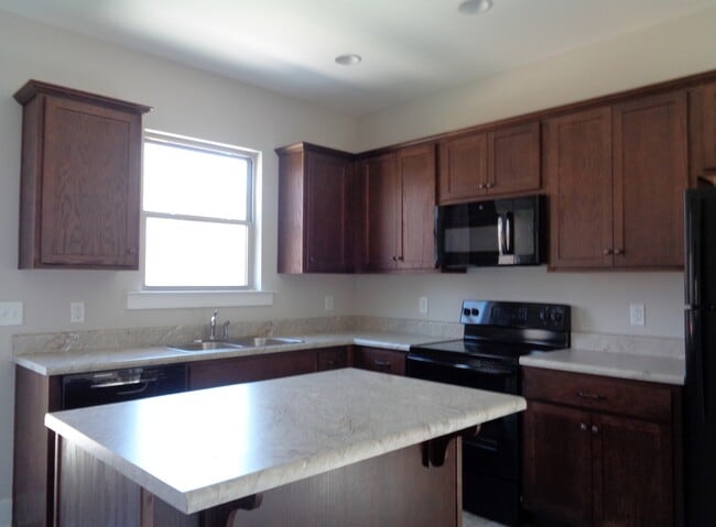 Building Photo - Beautiful Home for Rent in Tuscaloosa... Available to View with 48-hour Notice!!!