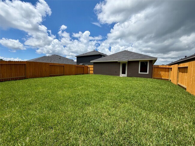 Building Photo - 11627 Ruffian Dr