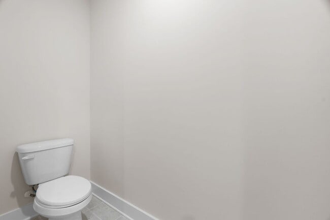 Building Photo - 216 Pewter Cir
