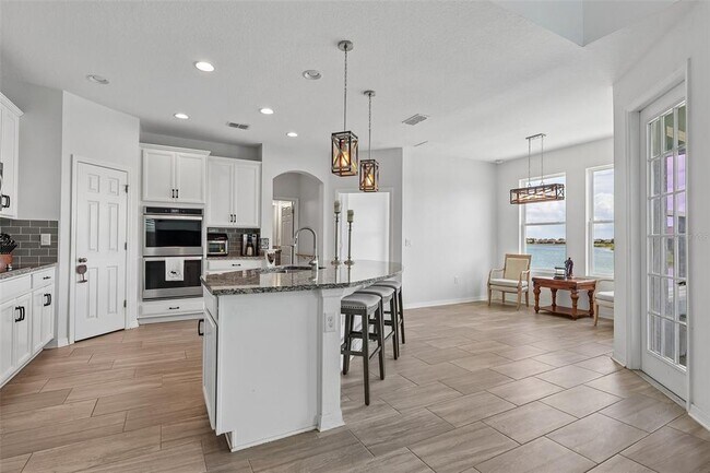 Building Photo - 343 Blue Cypress Dr
