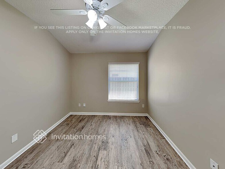 Building Photo - 14855 W Fern Hammock Dr