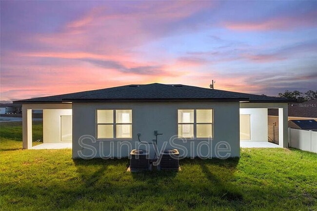 Building Photo - 806 Colville Dr