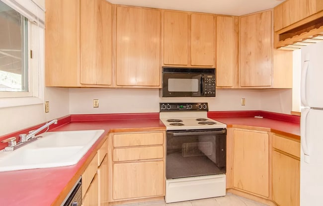 Building Photo - 1764 Clear Creek Dr