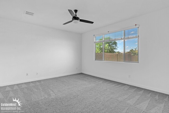 Building Photo - Beautiful 3Bdm 2Ba Home with Modern Upgrad...