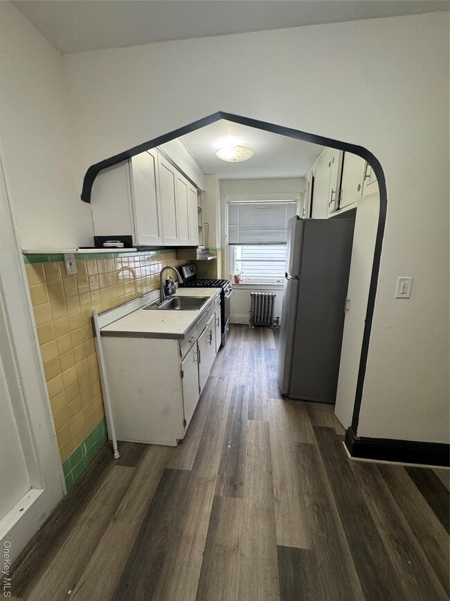 Building Photo - 77-40 74th St