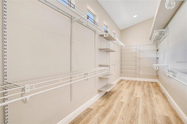 Building Photo - 1115 Landale Ct