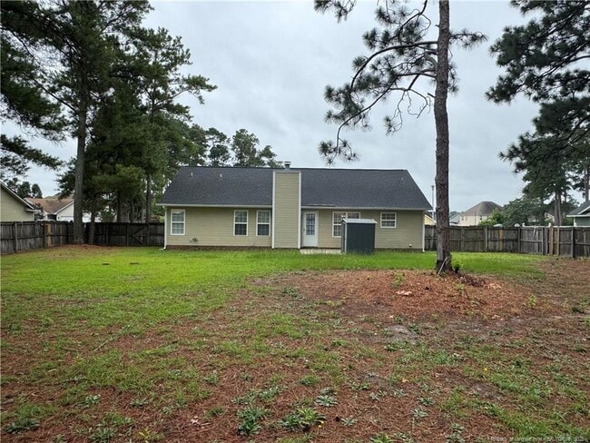 Building Photo - 188 Independence Dr