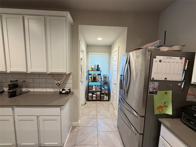 Building Photo - 29411 Travis Trace