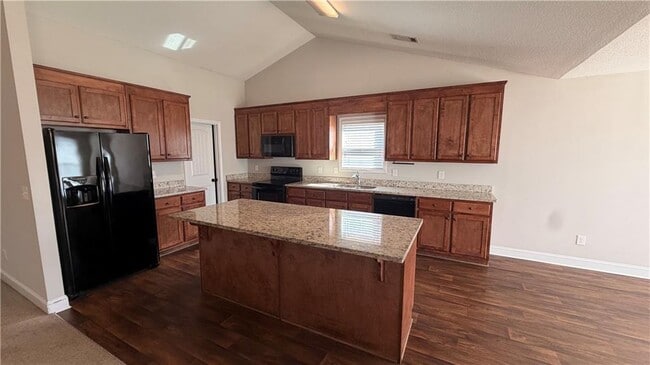 Building Photo - 707 River Mist Cir